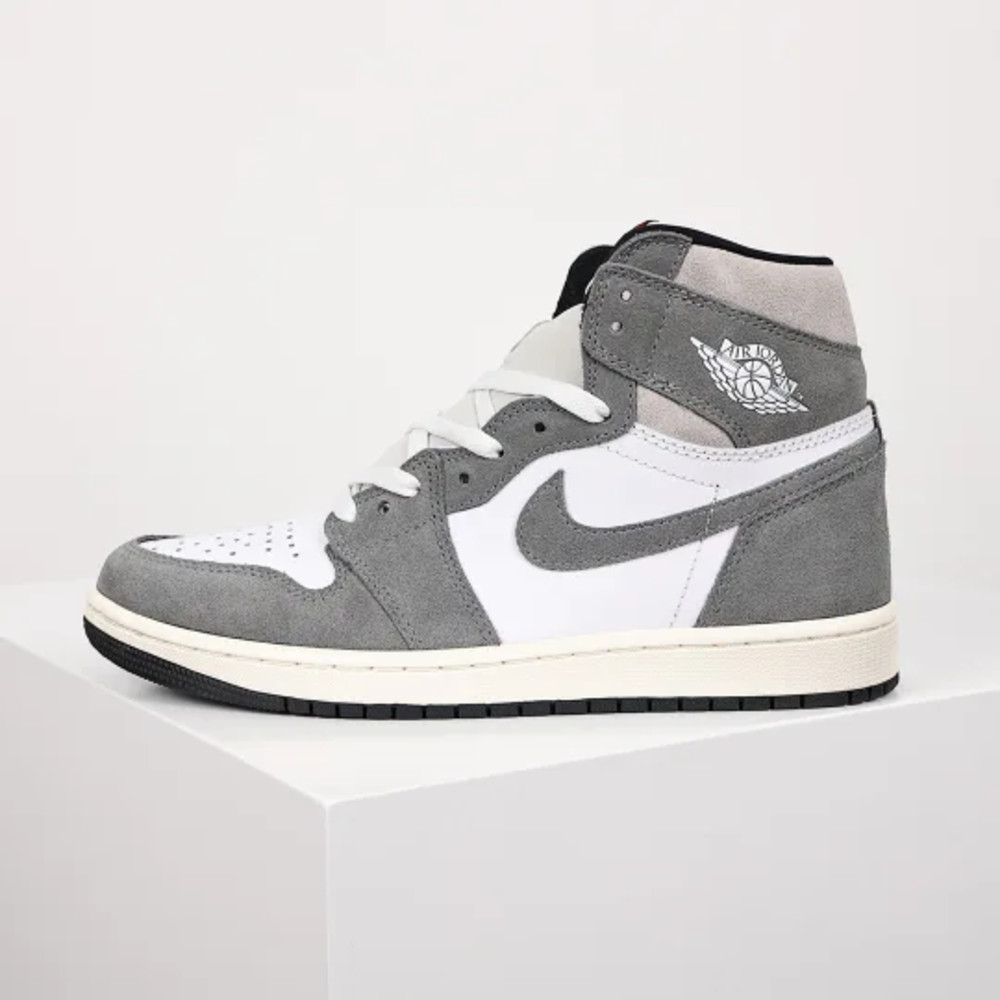 Air Jordan 1 Retro High OG Washed Black