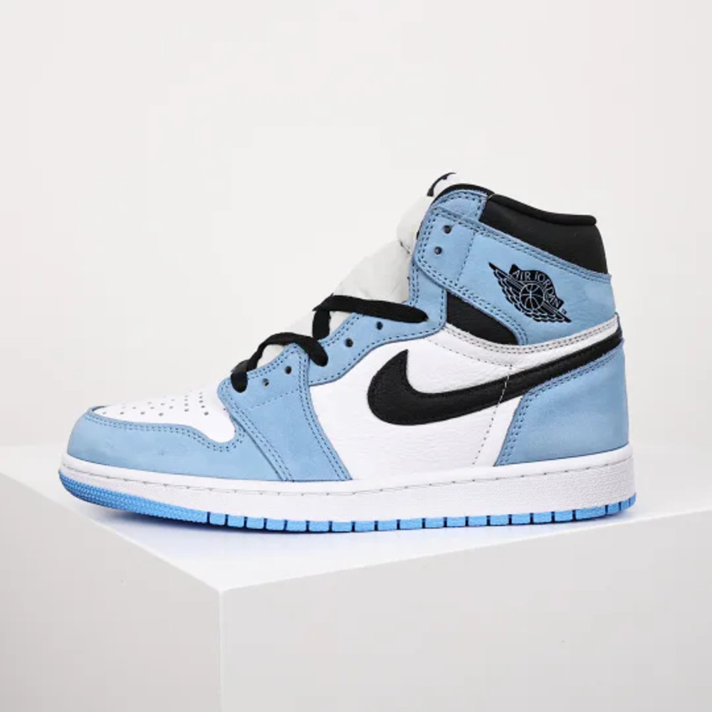 Air Jordan 1 Retro High White University Blue Black