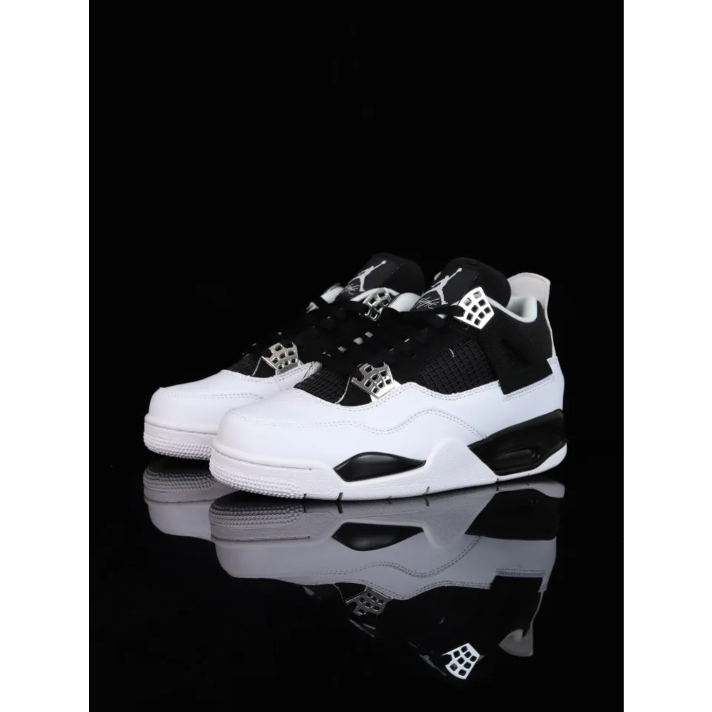Nike Air Jordan 4 Retro