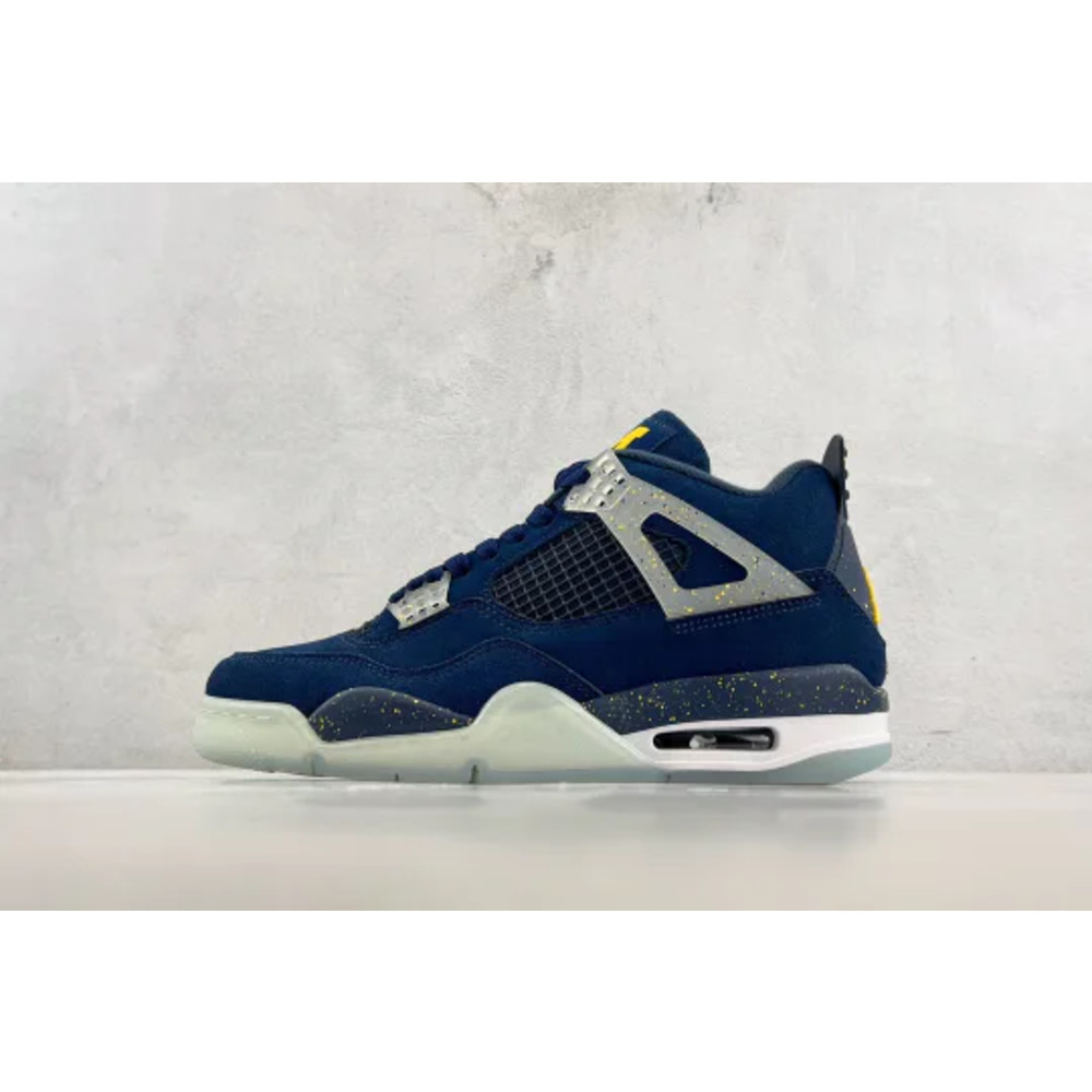 Jordan 4 Retro Michigan (PE)
