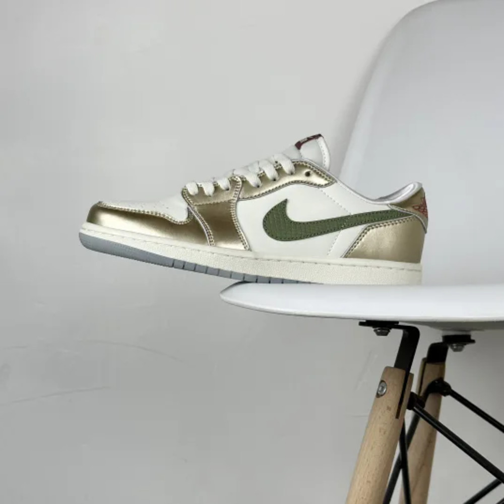 Air Jordan 1 Retro Low OG GS 