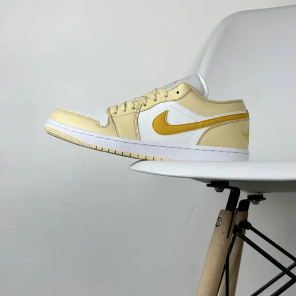 Nike Air Jordan 1 Low 