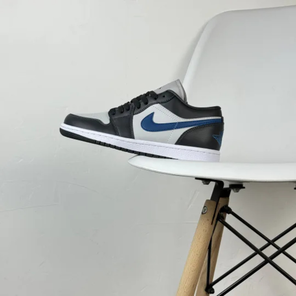 Nike Air Jordan 1 Low 