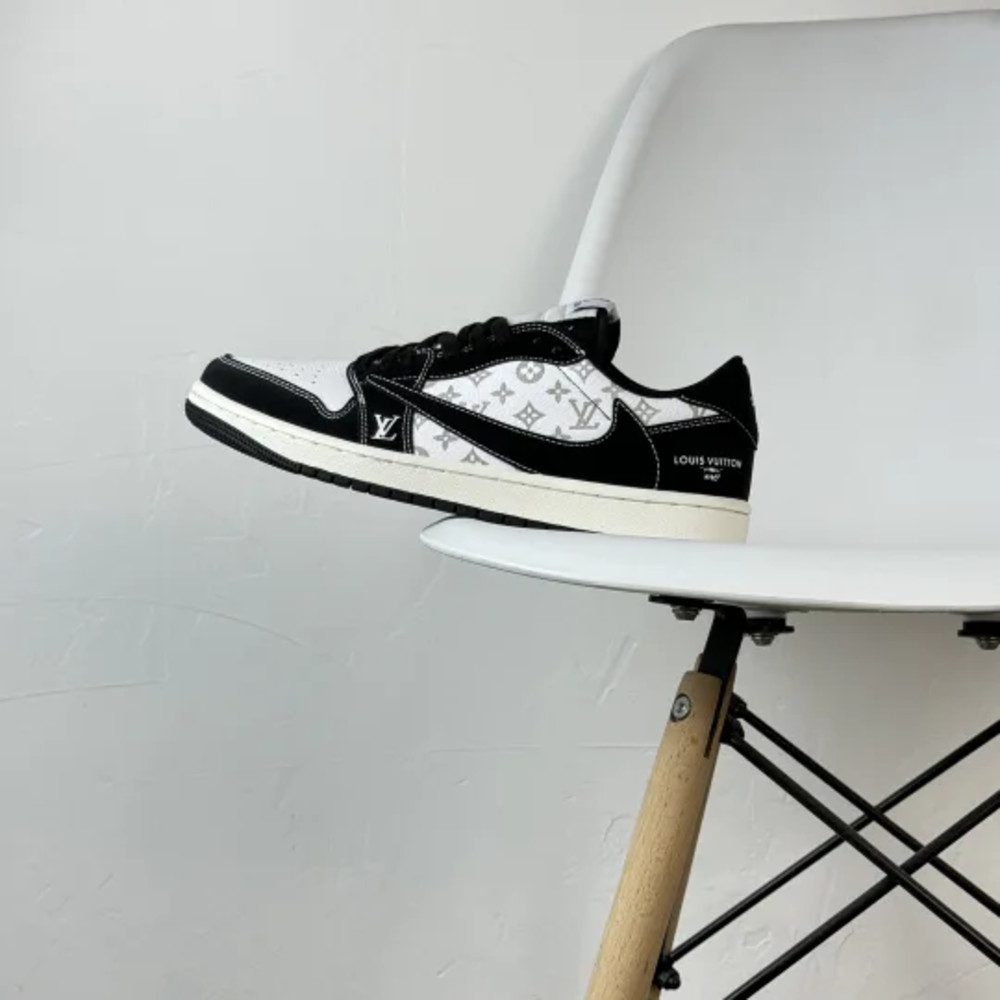 Nike Air Jordan 1 Low OG SP Travis Scott-