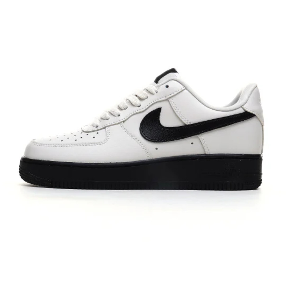 Nike Air Force 1 Skateboarding Shoes Unisex Low-top White/Black – Mastery on the Asphalt